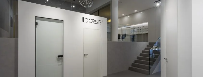 DSC07196 1 DORSIS s.r.o. - dveře a skryté zárubně - informace o skrytých zárubních vyráběných českou firmou DORSIS s.r.o.