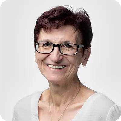 dorsis Polivkova DORSIS s.r.o. - dveře a skryté zárubně - informace o skrytých zárubních vyráběných českou firmou DORSIS s.r.o.